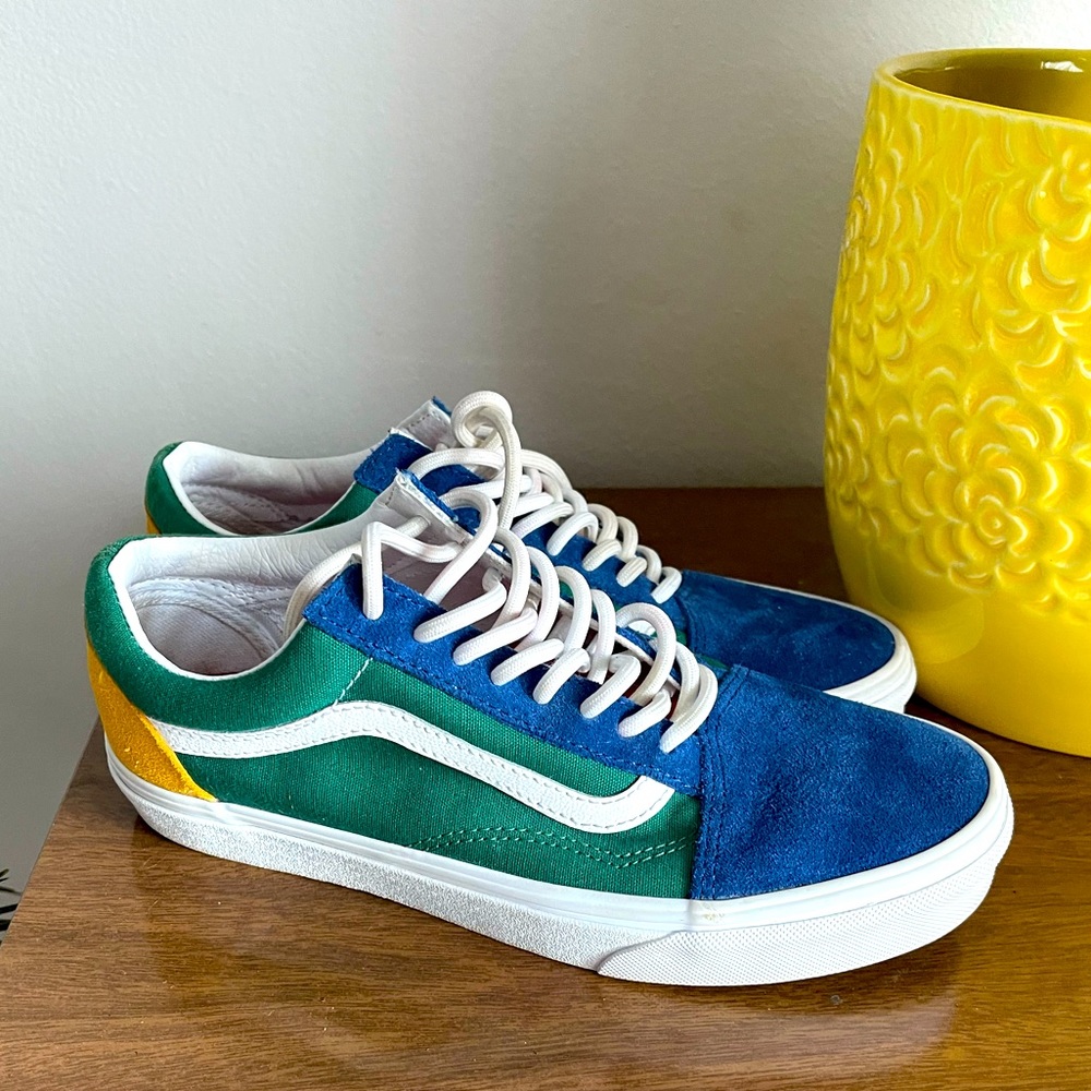 Limited Edition Vans Yacht Club for women and men